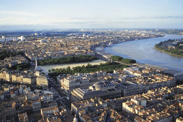 Les départements et leur histoire - La Gironde - 33 -